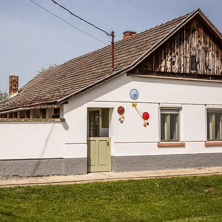 Pista Bacsi Haza Pusztafoldvar